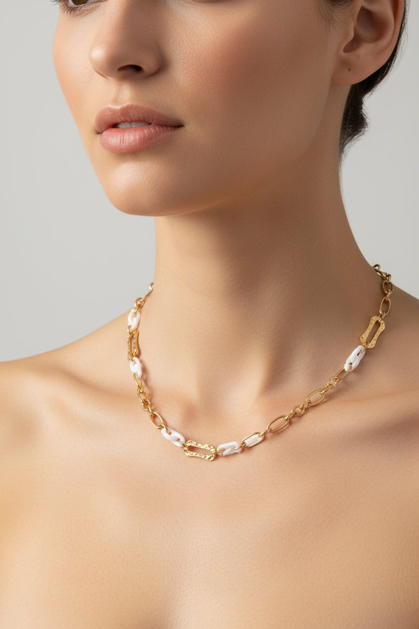 Collier Julia